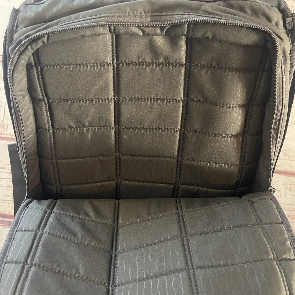 Tumi tech presidio
